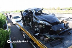 Auto con baresi si ribalta all'alba, un morto e quattro feriti - Corriere Salentino