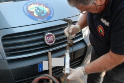 Furto di armi al CFS, perquisito un uomo di Leverano: rinvenute attrezzature da scasso e munizioni - Corriere Salentino