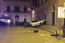 Ubriaco, si schianta contro un muro e finisce in manette: era ricercato dal 2011 - Corriere Salentino