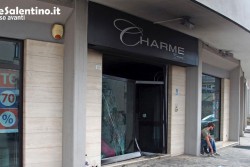 Sfondano negozio di abbigliamento ed appiccano il fuoco: mistero a Maglie - Corriere Salentino