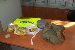 A caccia col "trucco", sequestrati richiami illegali e cartucce: una denuncia - Corriere Salentino