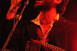 #TeLeSuono – Intervista a Claudio Prima. “Un uomo in viaggio, che ha scelto la musica come mezzo di trasporto” - Corriere Salentino