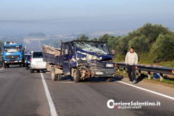 Violento tamponamento tra furgoni, due operai finiscono in ospedale - Corriere Salentino