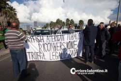 Lavoratori della ex BAT protestano ancora - Corriere Salentino