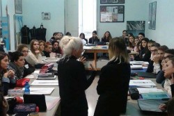 A Lecce la costumista americana Chrisi Karvonides Duschenko incontra gli studenti - Corriere Salentino