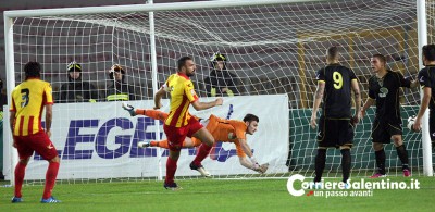 lecce-melfi-goal-slide
