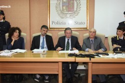 Droga, estorsioni ed armi: scacco alla Scu, 32 arresti - Corriere Salentino