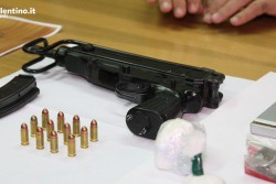 Droga, estorsioni ed armi: scacco alla Scu, 32 arresti - Corriere Salentino