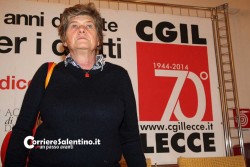 Camusso abbraccia donna licenziata per cancro e sposa la lotta della Ico Tito Schipa - Corriere Salentino