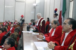 Anno giudiziario, Dell'Anna: "Ritardi nei processi per gli avvocati, allarme criminalità e corruzione dilagante" - Corriere Salentino