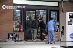 Doppia rapina con pestaggio, ma durante la fuga si schiantano con l'auto: due arresti - Corriere Salentino