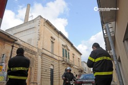 Rischio crollo ciminiera, evacuate 46 famiglie - Corriere Salentino