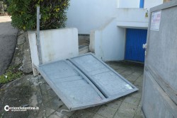 Schianto contro il muro di una villa: quattro feriti, tre minorenni in prognosi riservata - Corriere Salentino