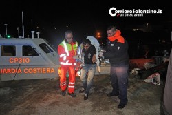 Ancora uno sbarco sulle coste salentine, 11 migranti soccorsi al largo di S. Maria di Leuca - Corriere Salentino