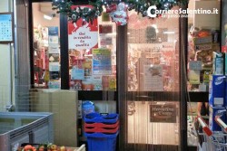 Parte un colpo durante la rapina, ferita commerciante ma il bandito viene messo in fuga. E in città "colpo" da 5 euro - Corriere Salentino