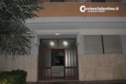 Sabato di terrore nel Salento: a Lecce tabaccai pestati e rapinati, a Porto Cesareo banditi in casa con machete - Corriere Salentino