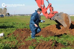 Ruspe al lavoro nel sito indicato dal pentito. Il procuratore Cillo rassicura: “Non ci sono rifiuti” - Corriere Salentino