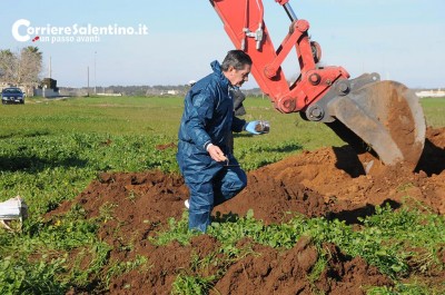 scavi rifiuti discarica 4
