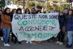 Licei in sciopero: fa troppo freddo per fare lezione - Corriere Salentino