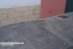 Cade dalla scala mentre sostituisce lampadina, muore sul colpo operaio quarantanovenne - Corriere Salentino