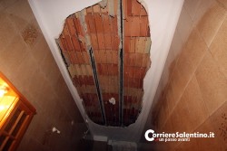 Crollo di un solaio alle case Magno: paura per una coppia - Corriere Salentino