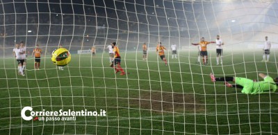 lecce rigore-slide