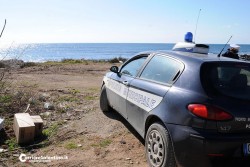 Scivola sugli scogli durante passeggiata con la moglie, muore 78enne - Corriere Salentino