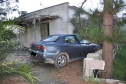 Trovati nel casolare abbandonato due auto e un furgone rubati - Corriere Salentino