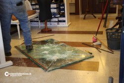 ⁠⁠Spaccata nel pieno centro di Lecce, i ladri colpiscono lo storico negozio "Fratelli Greco" - Corriere Salentino