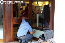 ⁠⁠Spaccata nel pieno centro di Lecce, i ladri colpiscono lo storico negozio "Fratelli Greco" - Corriere Salentino