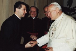 Mons. Paolo Gualtieri nominato Nunzio Apostolico in Madagascar - Corriere Salentino