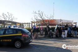 Doppio sbarco nella notte, rintracciati circa 70 migranti: arrestati due scafisti albanesi - Corriere Salentino