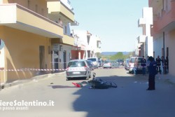Schianto alla periferia di Taviano tra auto e moto, muore un 22enne - Corriere Salentino