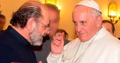 papa-francesco-braccialetto-carcere