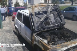Doppio incendio a Maglie e Veglie nella notte, brucia anche l'auto di un poliziotto - Corriere Salentino