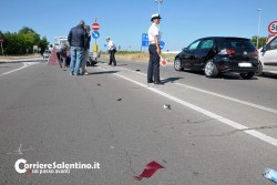 Schianto sul viale alla periferia di Lecce, 29enne leccese in ospedale - Corriere Salentino