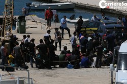 migranti-clandestini-leuca-slide