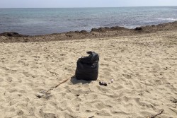 A San Cataldo la prima giornata ecologica dedicata alla raccolta dei rifiuti sulle spiagge salentine - Corriere Salentino