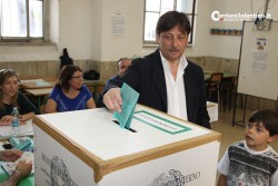 Election Day, seggi aperti. Si vota fino alle 23. In Puglia l'affluenza più bassa - Corriere Salentino