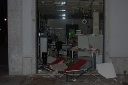 Inseguiti dopo la spaccata al Bancomat, ladri "tagliano la corda" ed abbandonano il bottino - Corriere Salentino