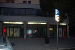 Inseguiti dopo la spaccata al Bancomat, ladri "tagliano la corda" ed abbandonano il bottino - Corriere Salentino
