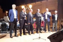 Negro: "Piazza gremita a Muro Leccese, segno di riconciliazione tra cittadini e politica" - Corriere Salentino