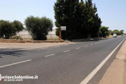 Si schianta con la Triumph contro vecchia 500, la moto si spezza a metà: due feriti nel sud Salento - Corriere Salentino