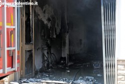 Incendio devasta garage nel centro di Alliste - Corriere Salentino