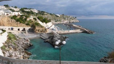 il-porto-di-castro-marina