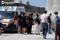 Salvati 123 migranti a bordo di una imbarcazione al largo di Leuca: a bordo trenta bambini e donne - Corriere Salentino