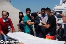 Salvati 123 migranti a bordo di una imbarcazione al largo di Leuca: a bordo trenta bambini e donne - Corriere Salentino