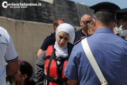 Salvati 123 migranti a bordo di una imbarcazione al largo di Leuca: a bordo trenta bambini e donne - Corriere Salentino