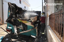 Incendio "divora" fast-food, fiamme e paura nel Capo di Leuca - Corriere Salentino