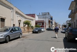 Si accascia al volante, l'amico tenta di prendere lo sterzo ma si schiantano contro un furgone: muore un 47enne - Corriere Salentino